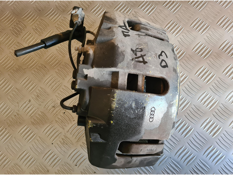 Преден десен спирачен апарат за Audi A8 D3 4.2i