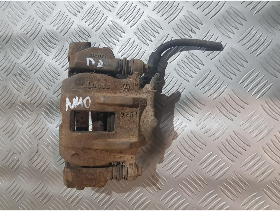 Преден десен спирачен апарат за Mercedes A140 W168