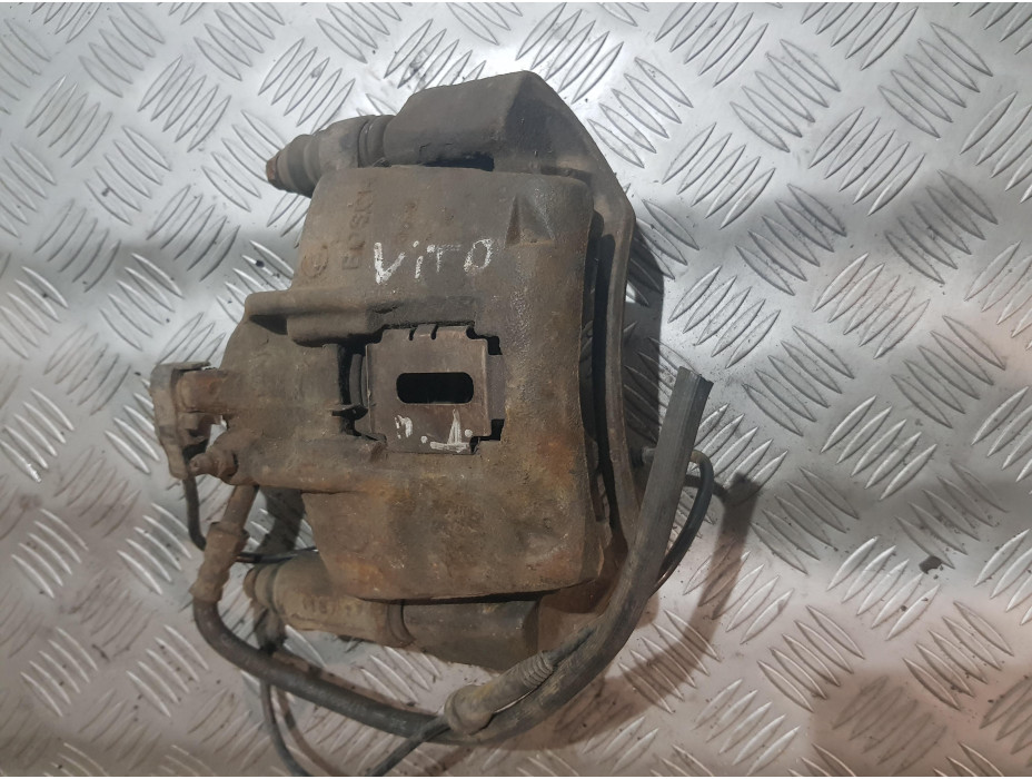 Преден десен спирачен апарат за Mercedes Vito 2.2CDI W638