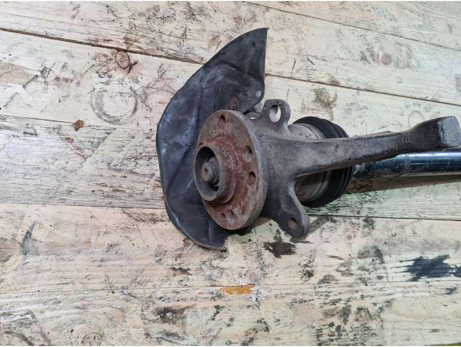 Преден десен шенкел за Сеат Ибиза 1.9тди 6к / Seat Ibiza 1.9TDI 6K Преден десен шенкел за Сеат Ибиза 1.9тди 6к / Seat Ibiza 1.9TDI 6K