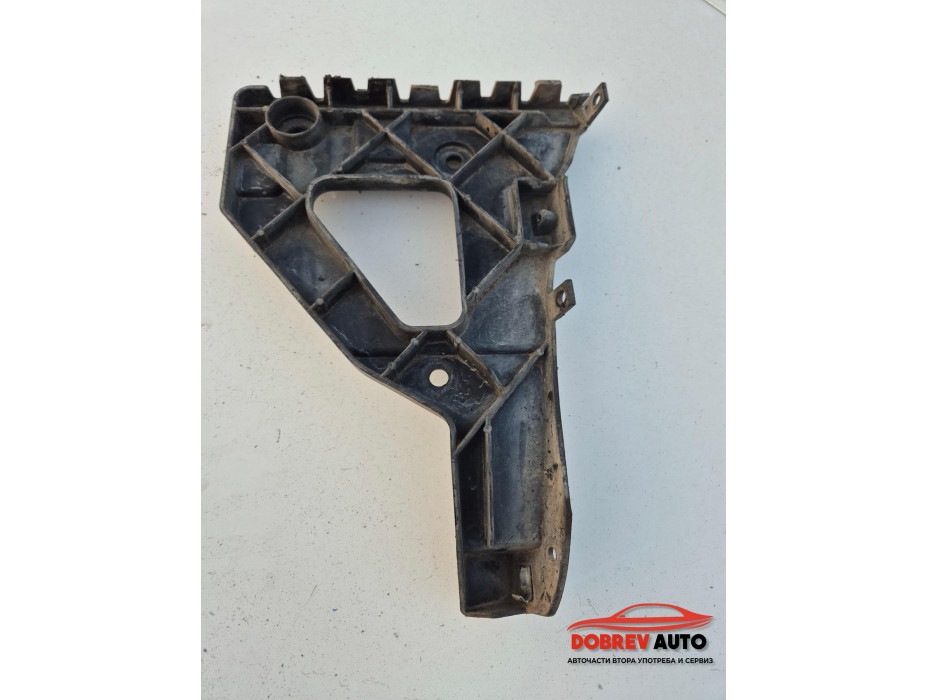 Преден ляв държач за броня за Audi A6 4F TDI Преден ляв държач за броня за Audi A6 4F TDI