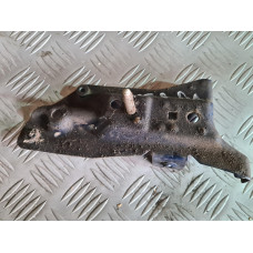 Преден ляв държач за калник за Audi A3 8P Hatchback