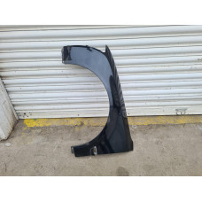 Преден ляв калник за Audi A8 D3 - черен