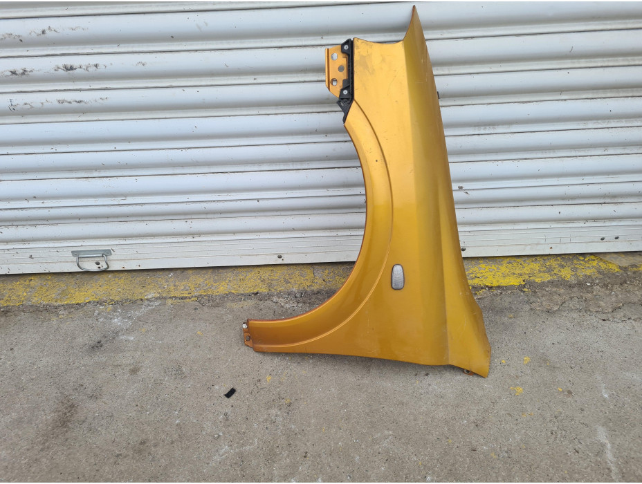 Преден ляв калник за Opel Astra G Bertone - златен