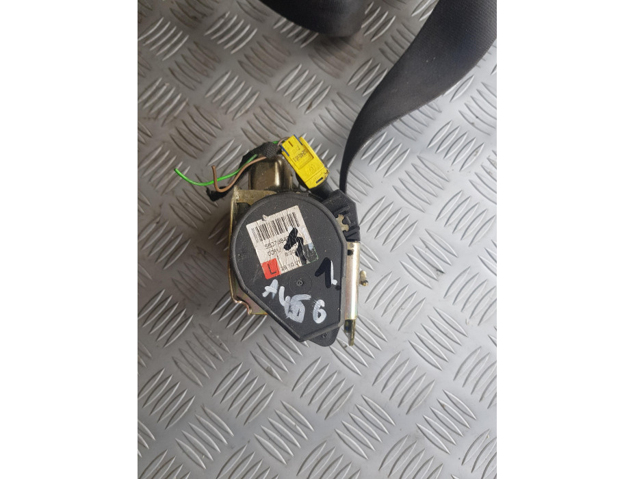 Преден ляв колан за Audi A4 B6 Преден ляв колан за Audi A4 B6