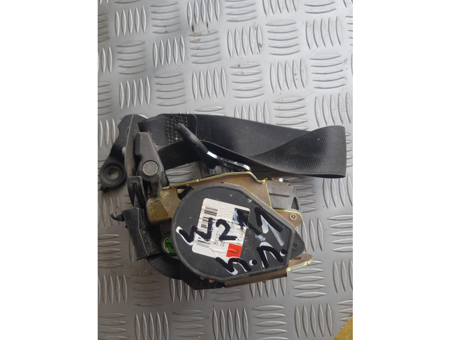 Преден ляв колан за Mercedes E Class W211 Sedan