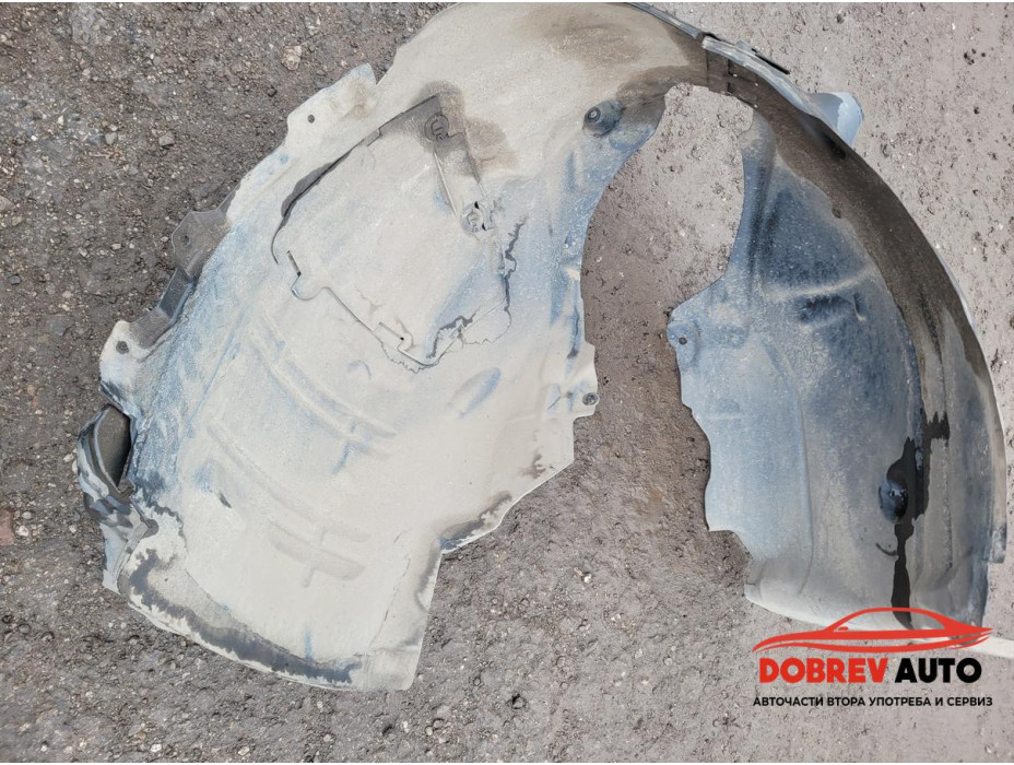 Преден ляв подкалник за Mercedes C220 W205 AMG Line