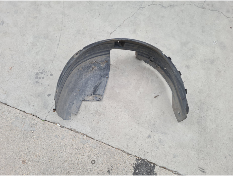 Преден ляв подкалник за Opel Vectra C Estate