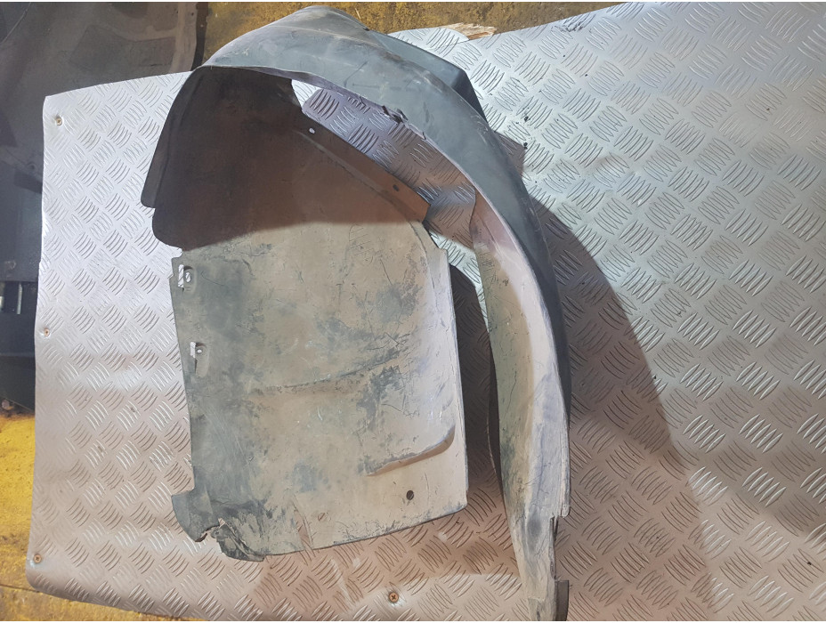 Преден ляв подкалник за Ауди А4 Б5 / Audi A4 B5