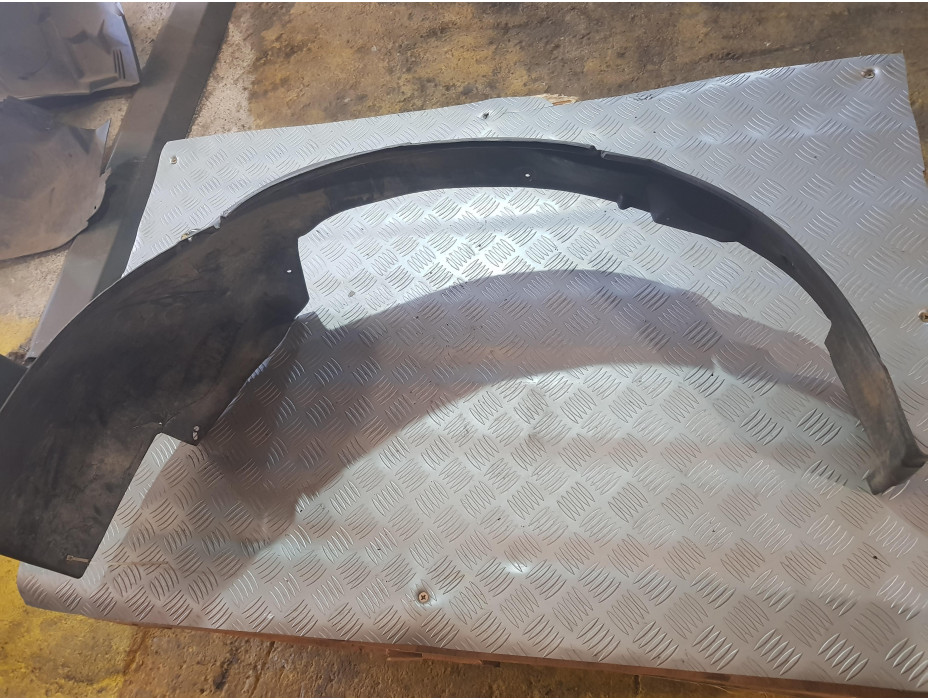 Преден ляв подкалник за Опел Астра Г Бертоне / Opel Astra G Bertone Преден ляв подкалник за Опел Астра Г Бертоне / Opel Astra G Bertone