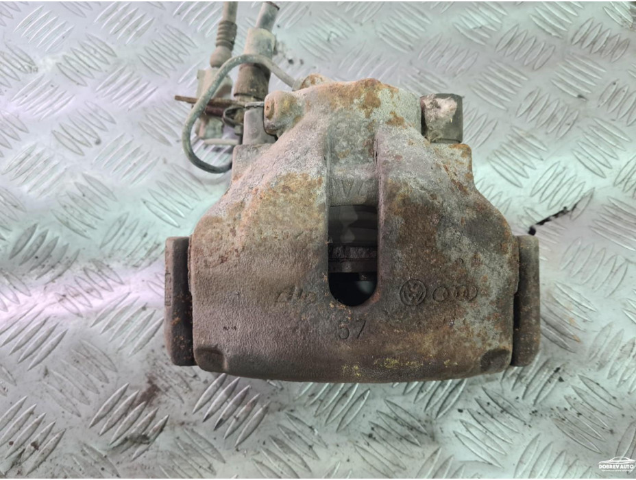 Преден ляв спирачен апарат за Audi A6 C5 2.4i