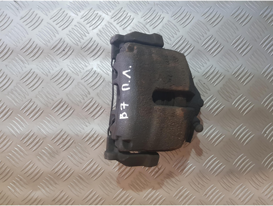 Преден ляв спирачен апарат за Фолксваген Пасат Б7 / VW Passat B7 2.0 TDI