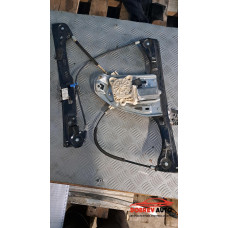 Преден ляв стъклоповдигач за Mercedes C 350 W203