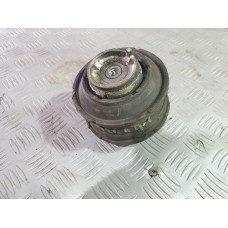 Преден ляв тампон за мотор за Мерцедес Е 320 комби / Mercedes E 320 W211