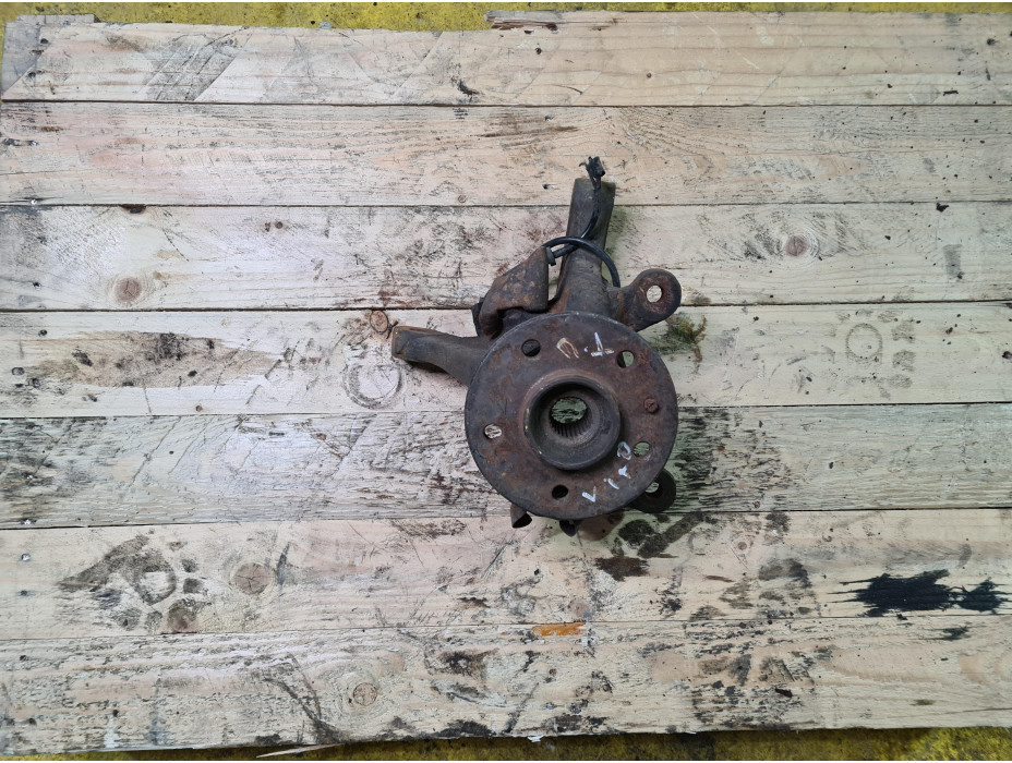 Преден ляв шенкел за Мерцедес Вито W638  Автомат / Mercedes Vito W638 Automat