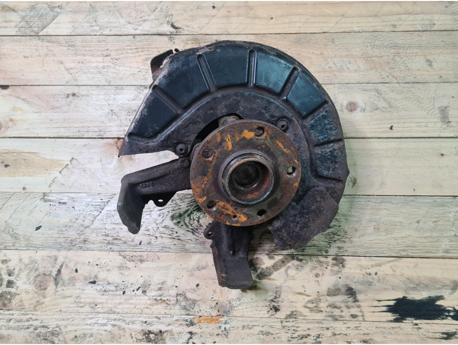 Преден ляв шенкел за Фолксваген Голф 5 / Volkswagen Golf 5 1.6FSI