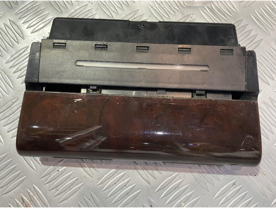 Преден пепелник за Audi A4 B5 - Facelift