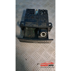 Преден пепелник за Mercedes ML 320 W164