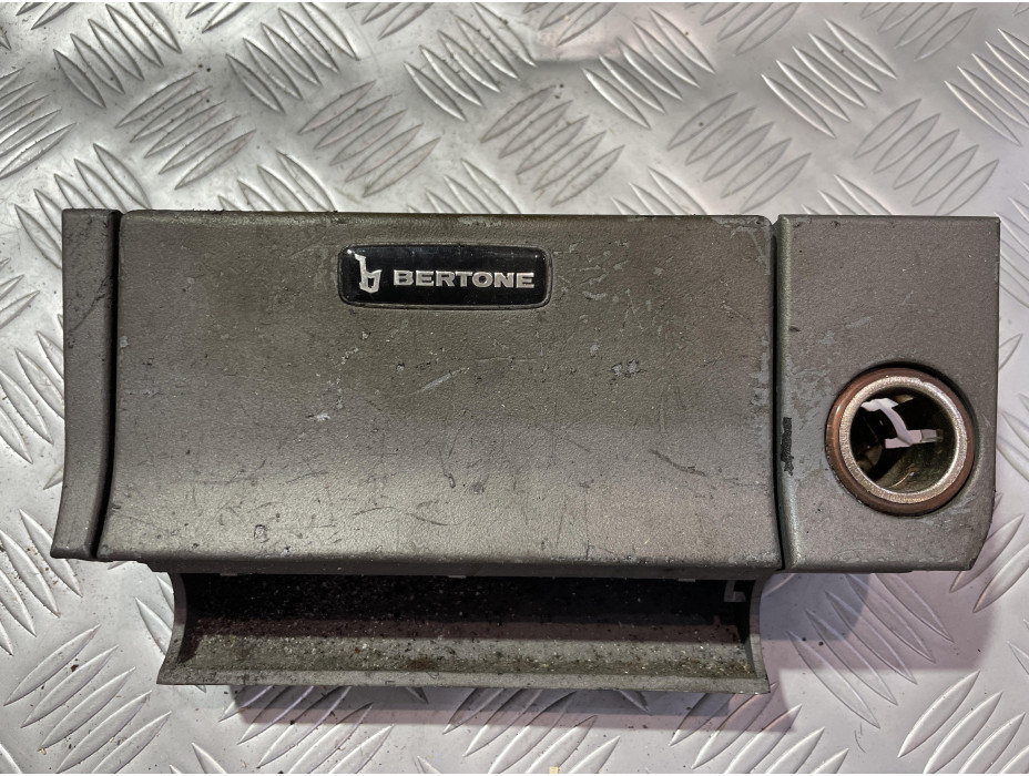 Преден пепелник за Opel Astra G