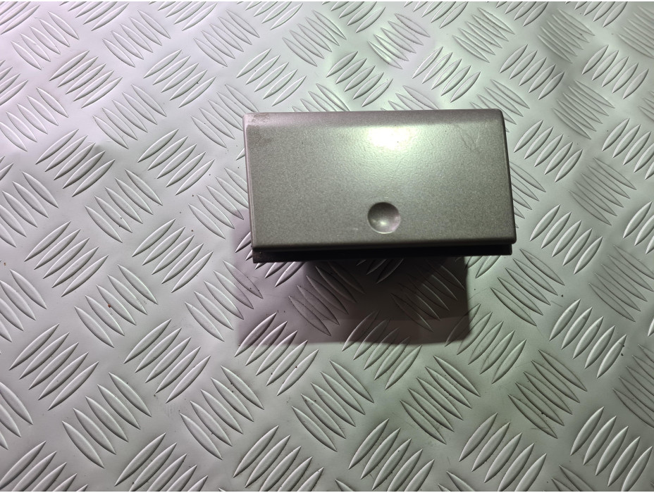 Преден пепелник за Opel Vectra C