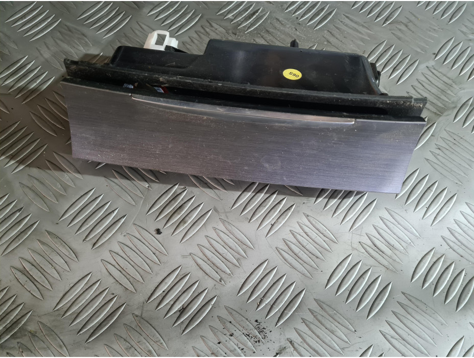 Преден пепелник за VW Passat B7