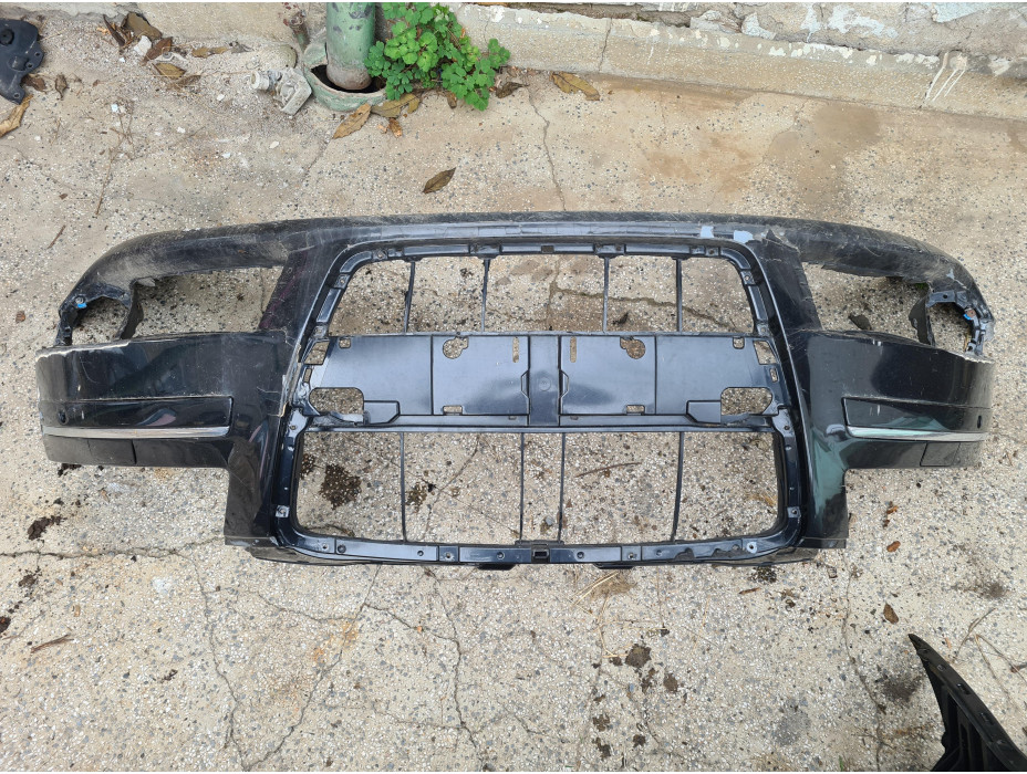 Предна броня за Audi A8 D3