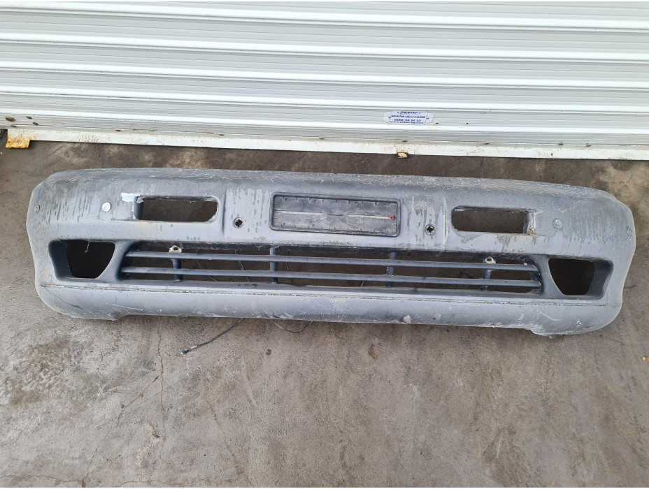 Предна броня за Mercedes Vito W 638