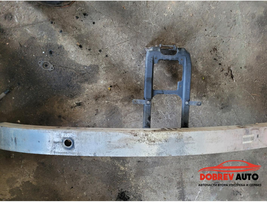 Предна греда за Mercedes ML Class W164 3.2 CDI