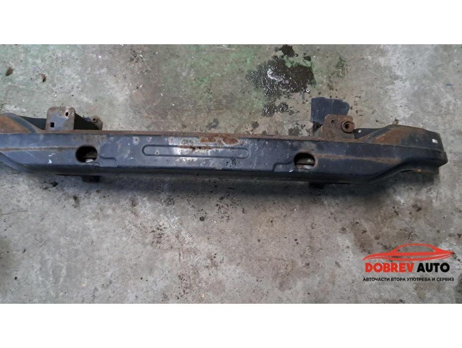 Предна греда за Mercedes Vito W639