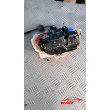 Предна дясна брава (десен волан) за VW Touran 2.0 FSI