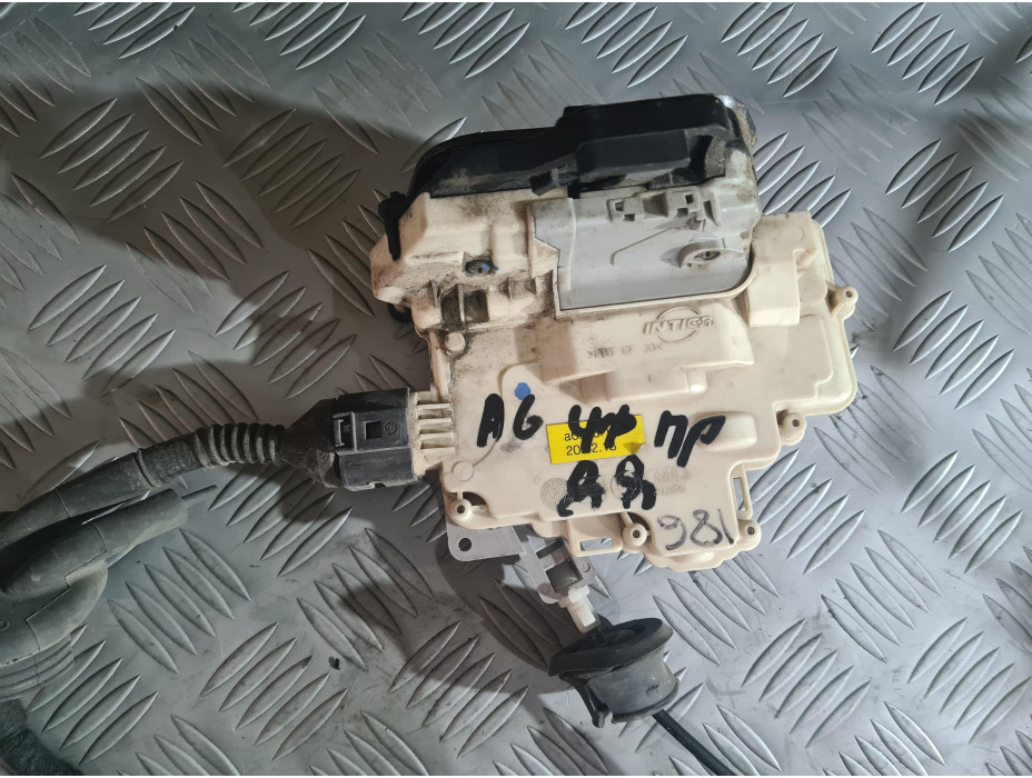 Предна дясна брава за Audi A6 C6 2.7 TDI Quattro