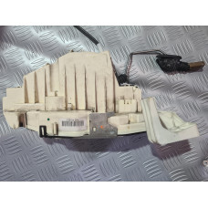 Предна дясна брава за Mercedes S Class W221, KeyLess Go, вакуум - Десен волан