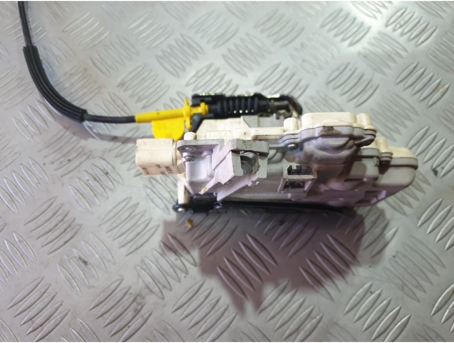 Предна дясна брава за Ауди А5 8Т 2.7TDI