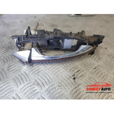 Предна дясна външна дръжка (десен волан) Mercedes CLS 500 W219