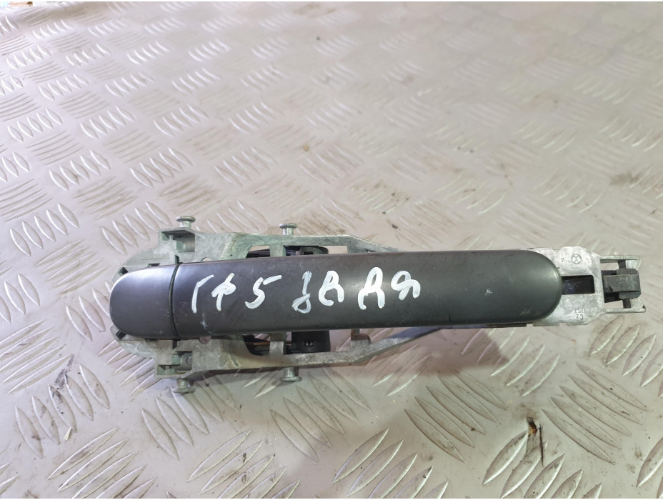 Предна дясна външна дръжка за VW Touran 1.9 TDI