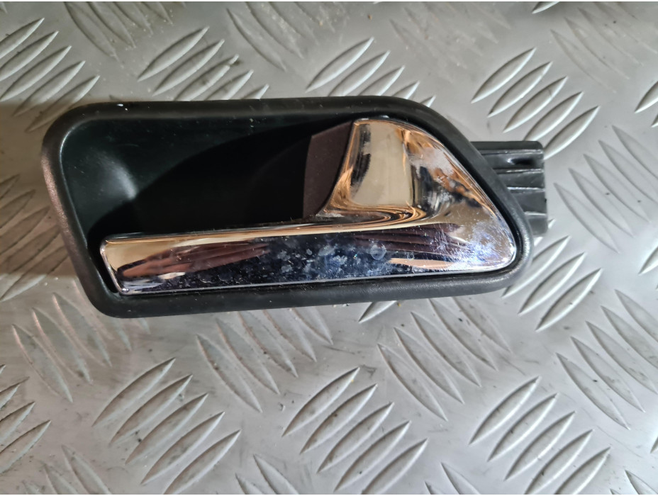 Предна дясна вътрешна дръжка за Volkswagen Touran 1T 1.9 TDI