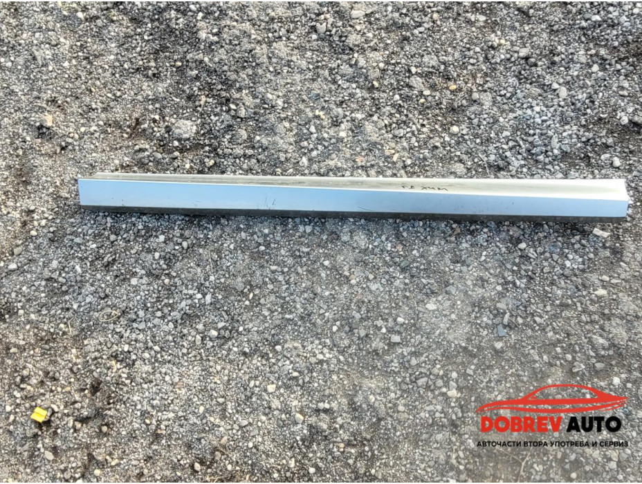 Предна дясна долна лайсна за BMW X4M G02 Competition