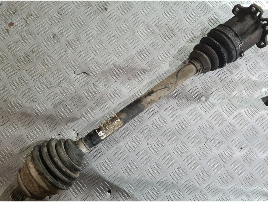 Предна дясна полуоска за Audi A6 C6 3.2 FSI Quattro