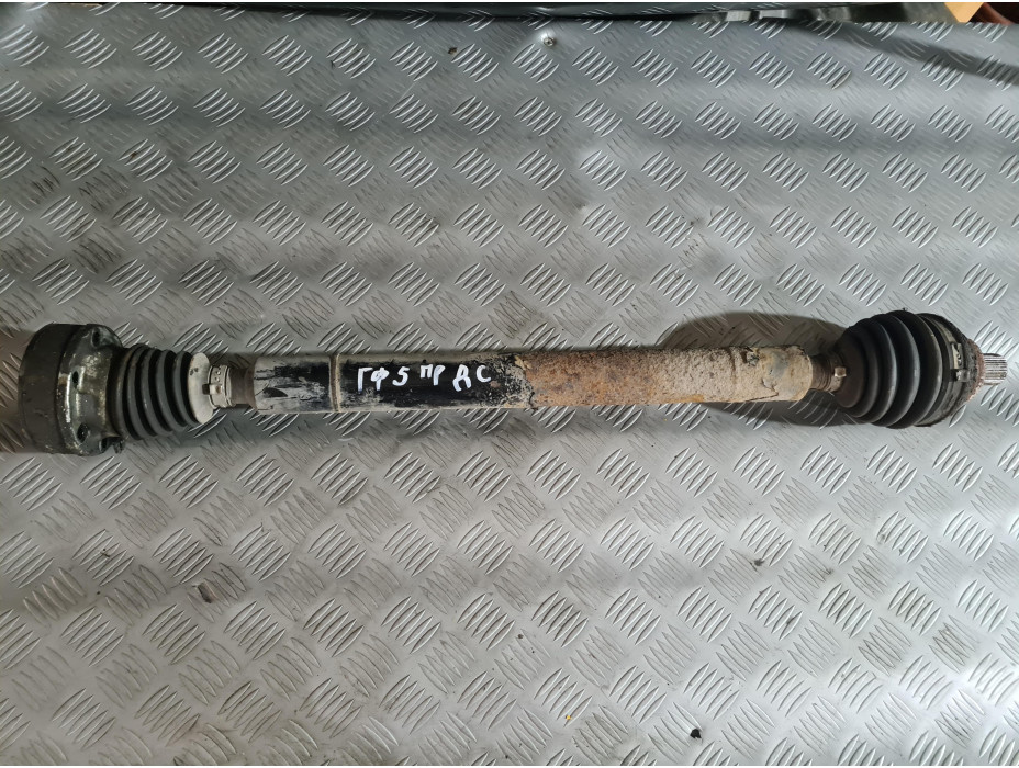 Предна дясна полуоска за VW Golf 5 1.6FSI Предна дясна полуоска за VW Golf 5 1.6FSI