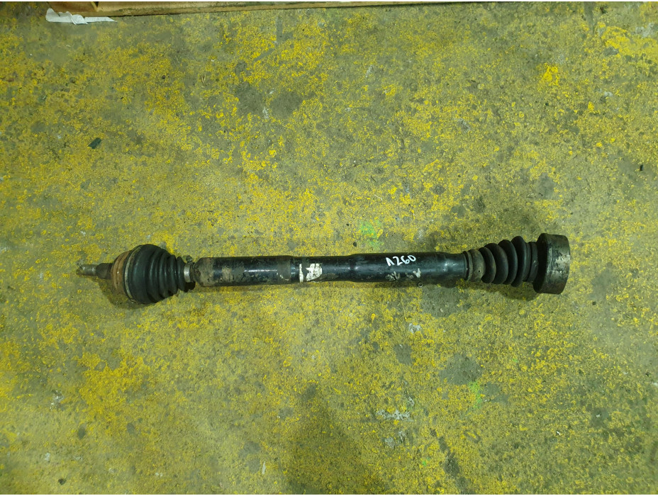 Предна дясна полуоска за Ауди А3 8л 1.6и / Audi A3 8L 1.6i