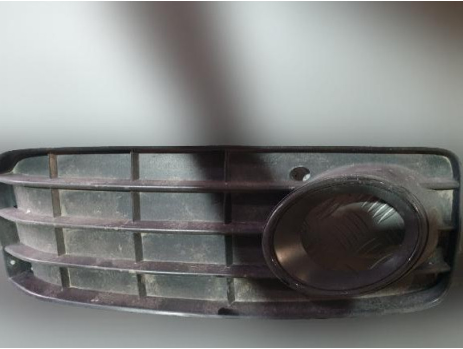 Предна дясна решетка S Line за Ауди А5 8Т Предна дясна решетка S Line за Ауди А5 8Т