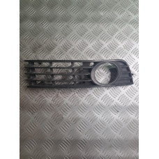 Предна дясна решетка за халоген за Audi A4 B6