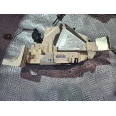 Предна лява брава за Mercedes S Class W221, KeyLess Go, вакуум - Десен волан