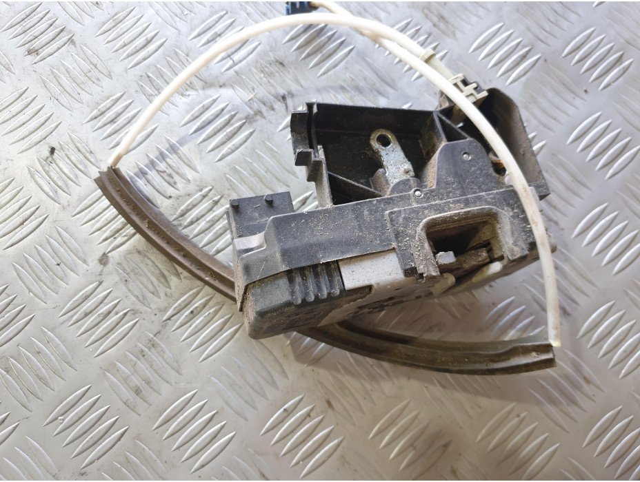 Предна лява брава за Opel Astra G