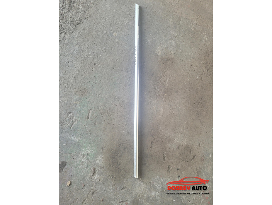 Предна лява водобранна лайсна за Mercedes CLS W219