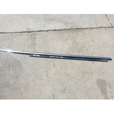 Предна лява водобранна лайсна за Ауди А5 8Т 2.7TDI