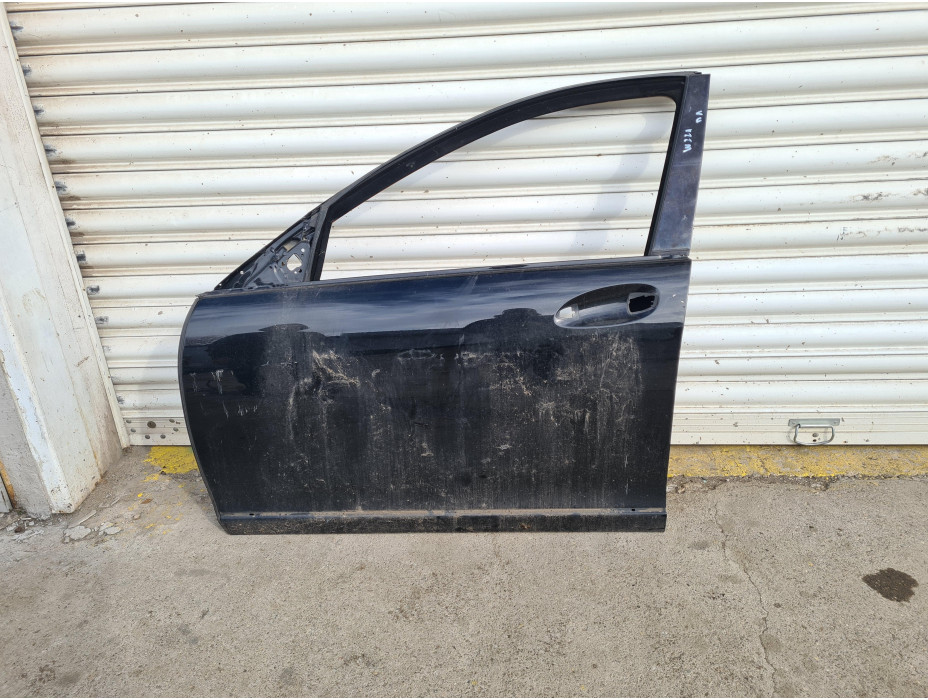 Предна лява врата за Mercedes S Class W221