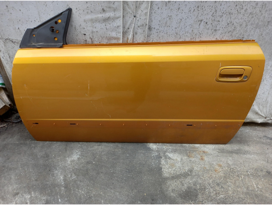 Предна лява врата за Opel Astra G Bertone Предна лява врата за Opel Astra G Bertone