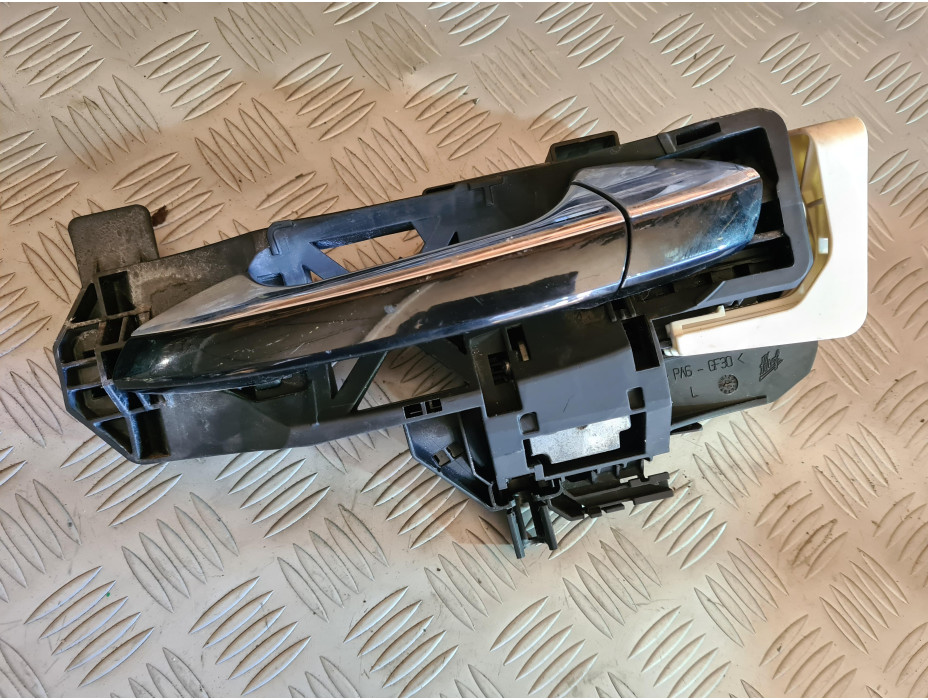 Предна лява външна дръжка за Mercedes S320 CDI W221 за десен волан