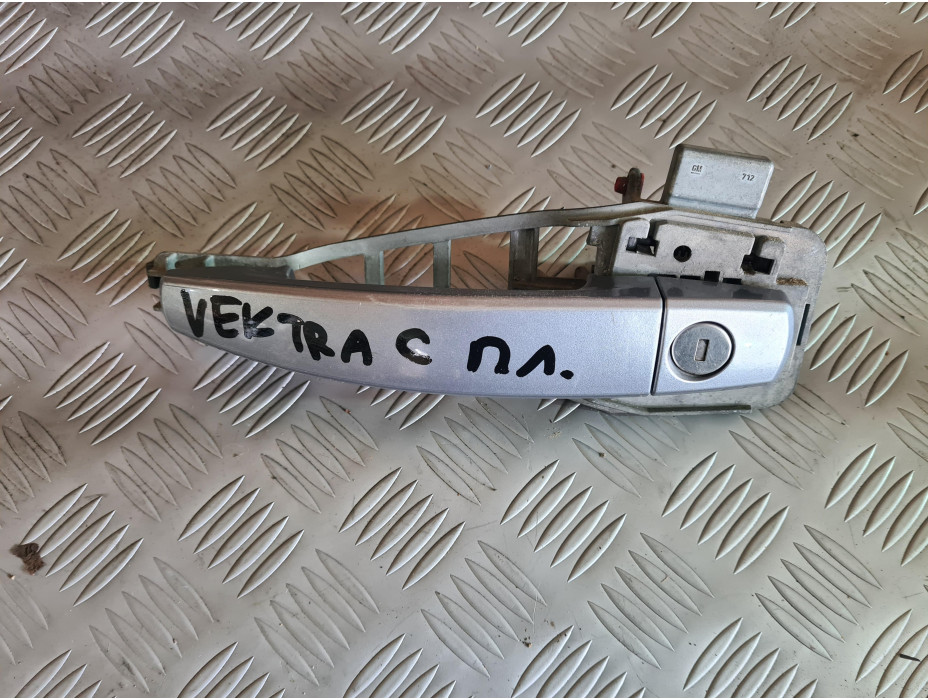 Предна лява външна дръжка за Opel Vectra C Предна лява външна дръжка за Opel Vectra C